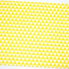 желтые треугольники
