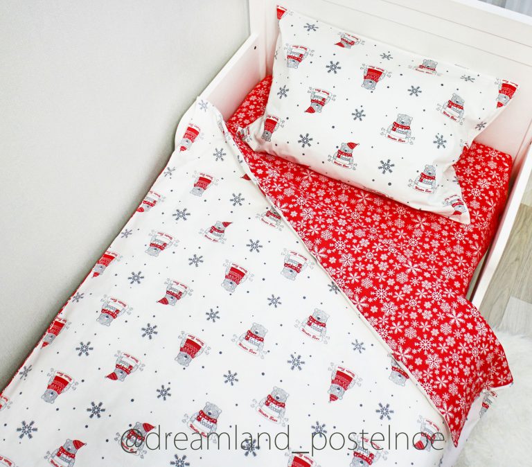 комплект постельного белья "Зимние мишки" (снежинки на красном)
