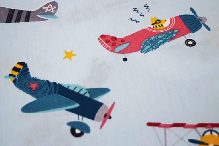 детское постельное самолеты на голубом